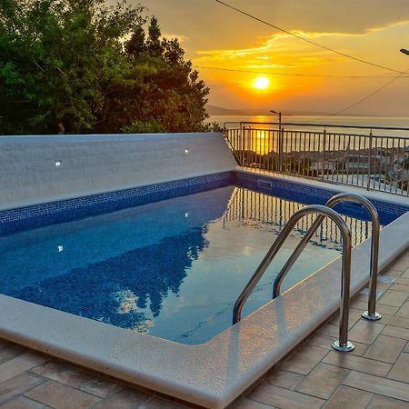 Gromila 2 Apartman Zengg Kültér fotó