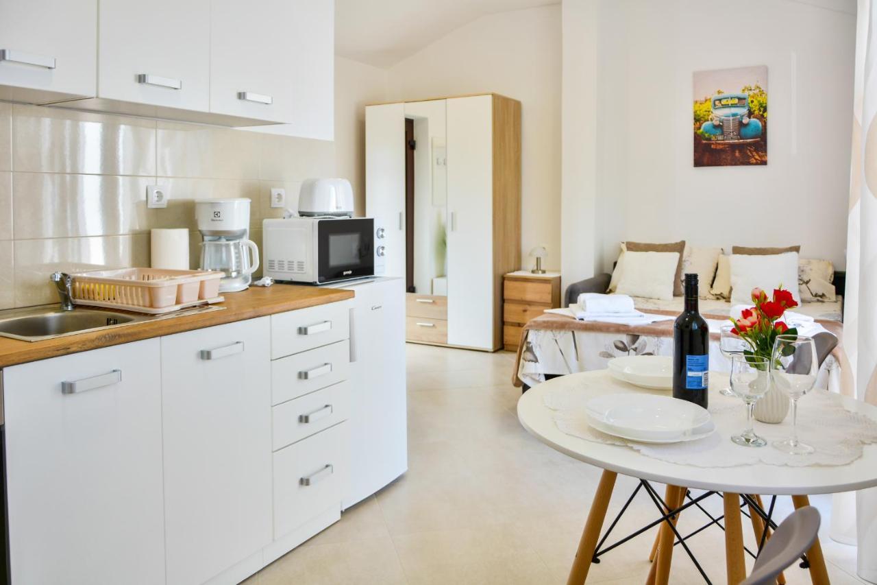 Gromila 2 Apartman Zengg Kültér fotó