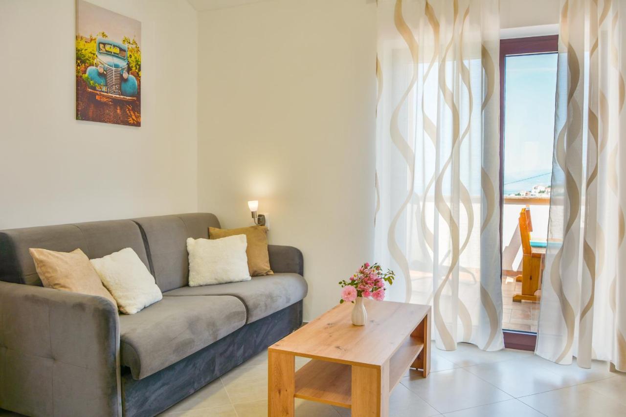 Gromila 2 Apartman Zengg Kültér fotó