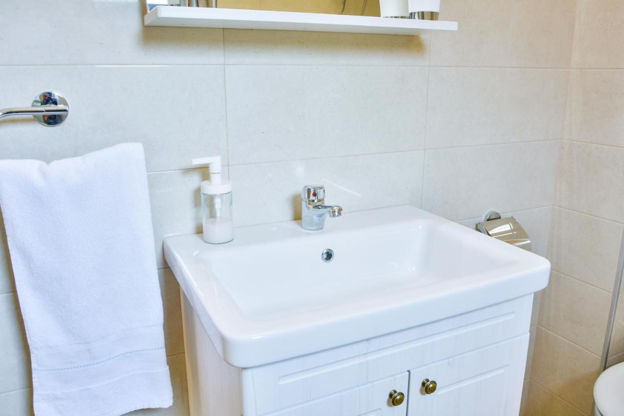 Gromila 2 Apartman Zengg Kültér fotó